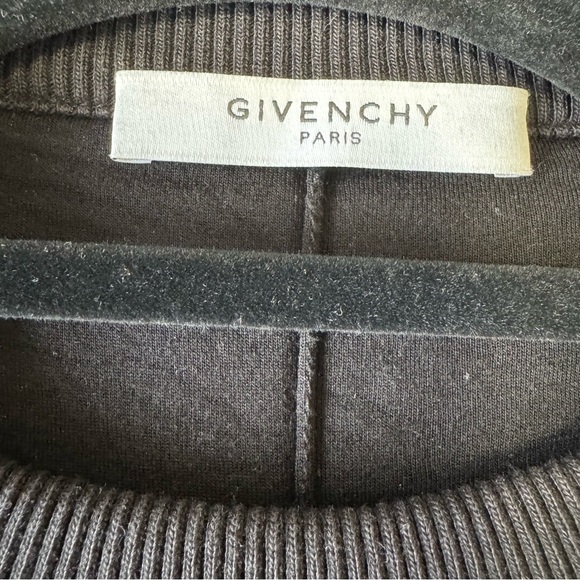 Givenchy Sweater - Picture 4 of 6